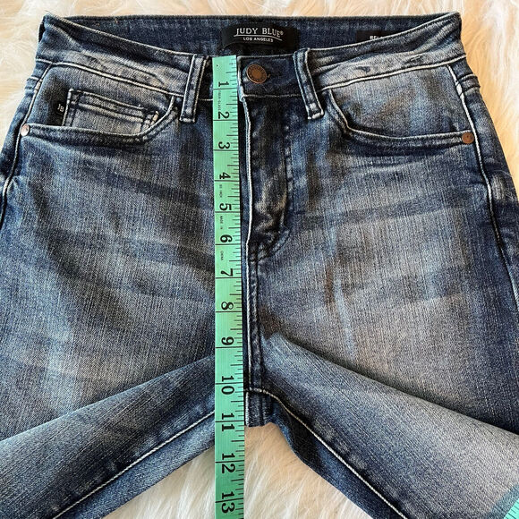 Judy Blue Jeans Womens 1/25 Blue Raw Hem Shelly High Rise Relaxed Fit Distressed - Picture 9 of 14